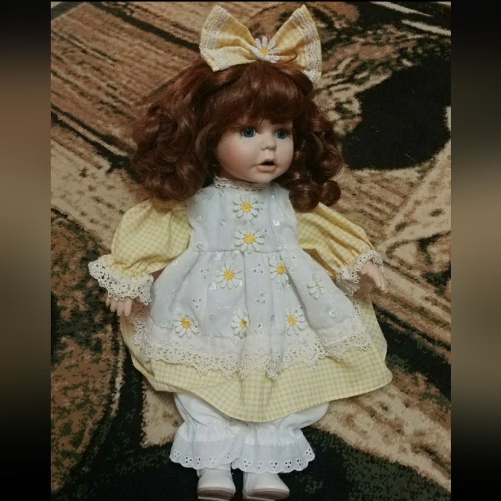 Dan Dee doll
